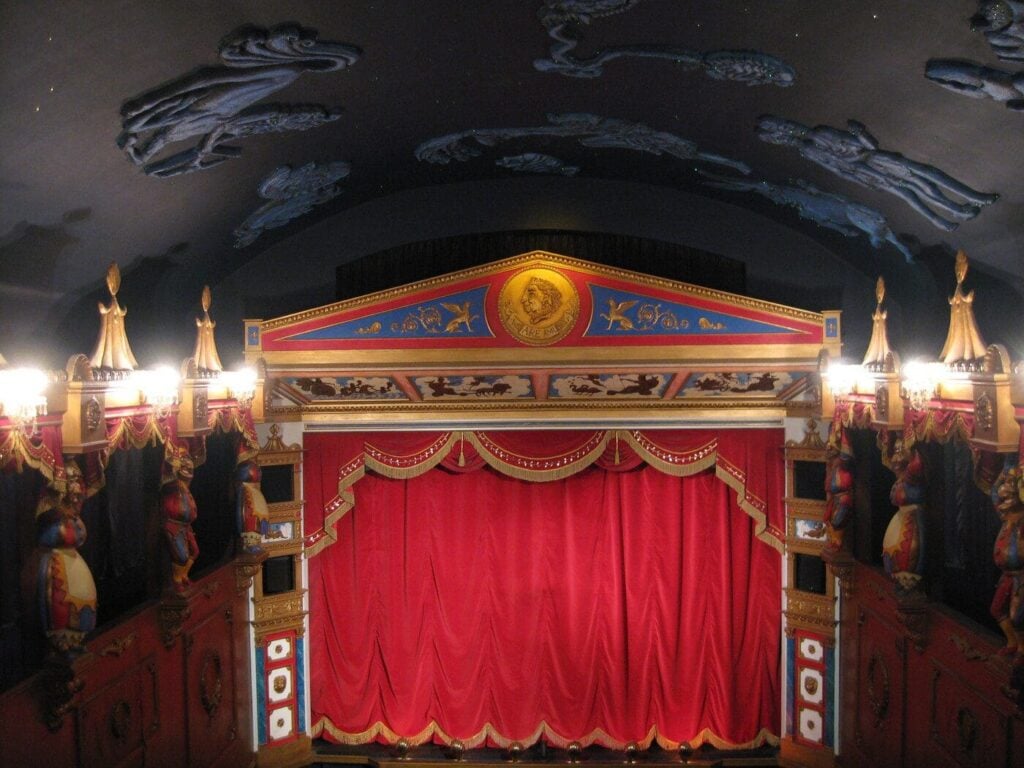 Biggar puppet theatre stage curtain